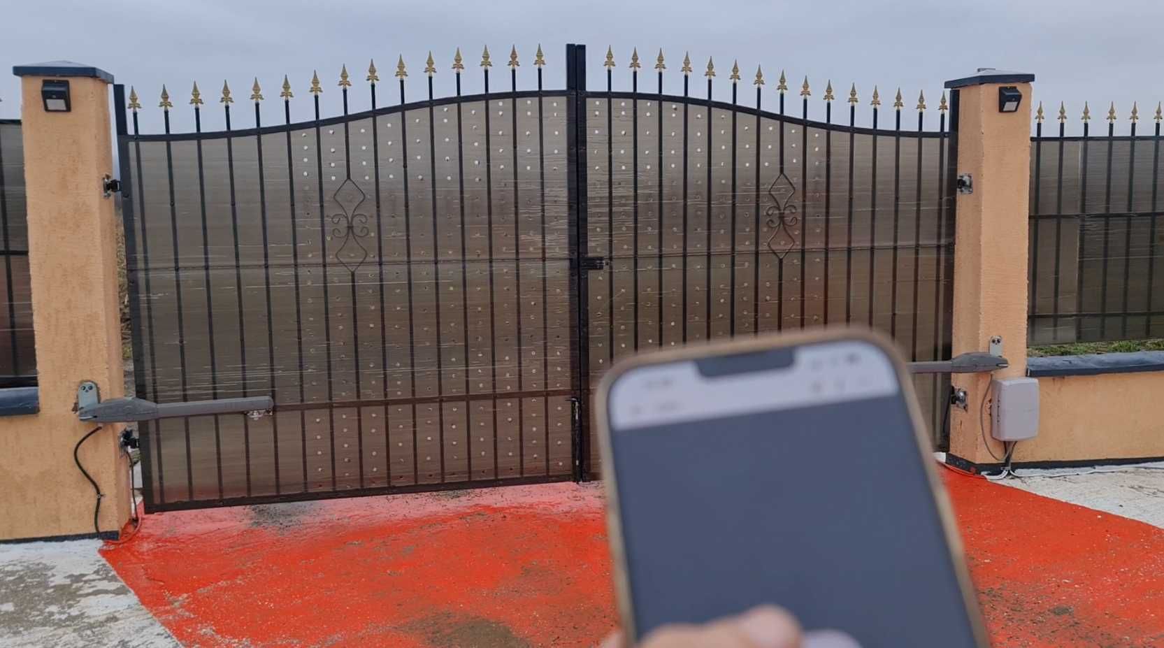 Automatizare poarta batanta culisanta sina motoare montaj Dej