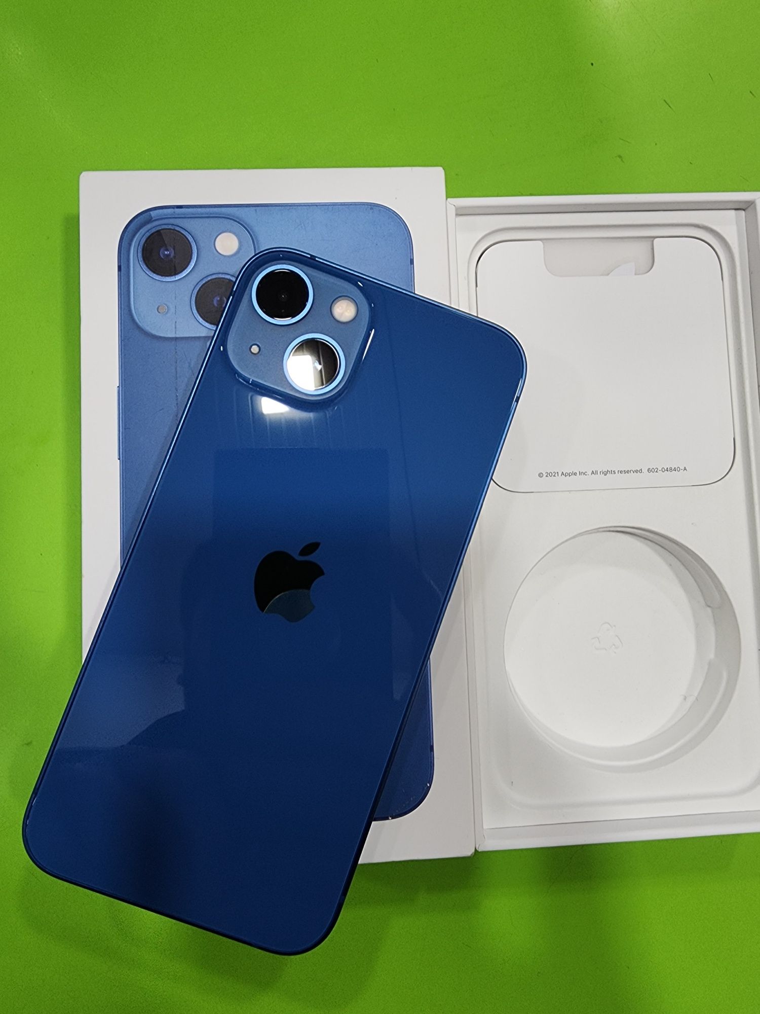 iPhone  13  LL/A 256 гб. Срочно!!!