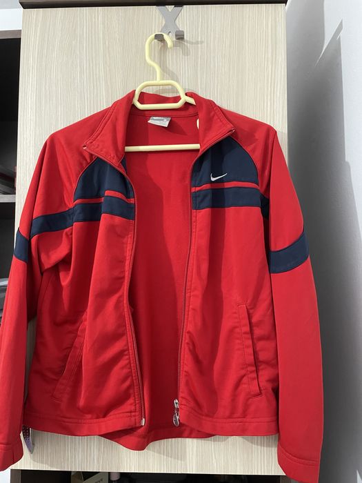 Vând hanorac nike dama