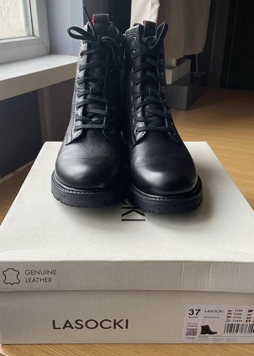 Дамски кожени боти