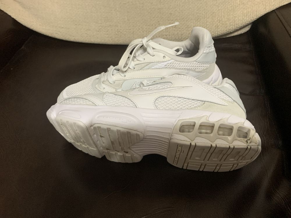 Adidasi nike zoom air 39