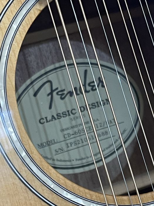 Srochno original gitara sotiladi. Salkam yenggi. 12струнная