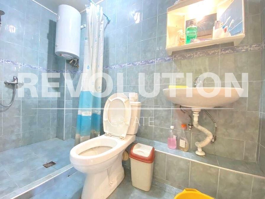 Дава се под наем Едностаен апартамент в Варна, Левски - 35 кв.м за 250 € - Снимка #4