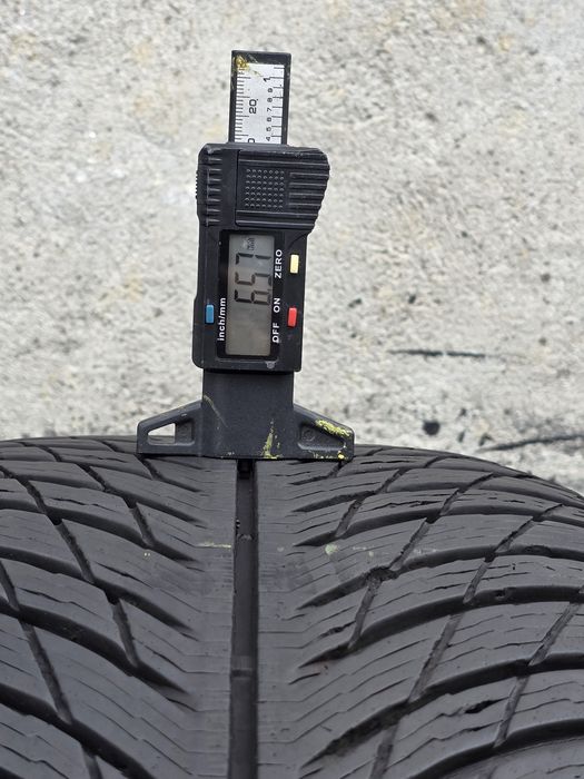 Vând patru anvelope de iarna michelin pilot alpin 5. 225 40 18  2721