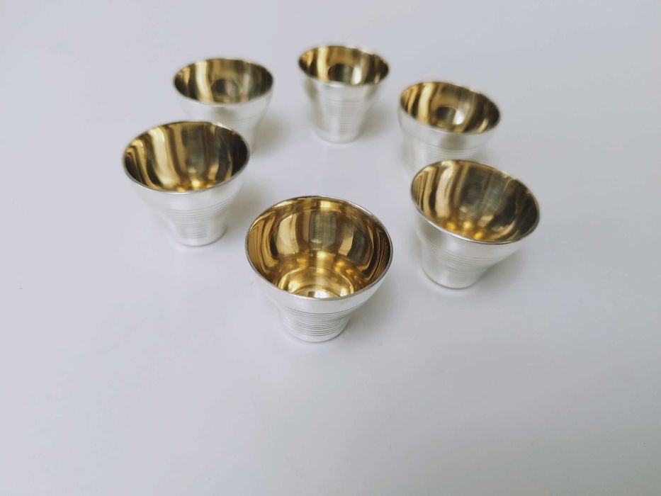Set 6 Pahare si Tavita de shot Argintate si Aurite Rusia