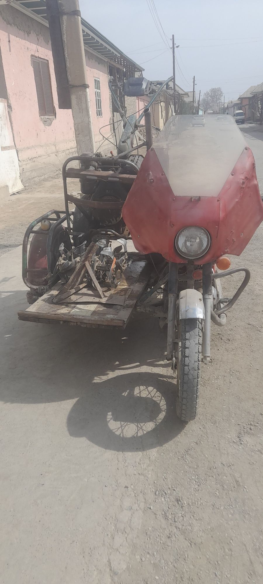 Motoblok va motosikl sotiladi