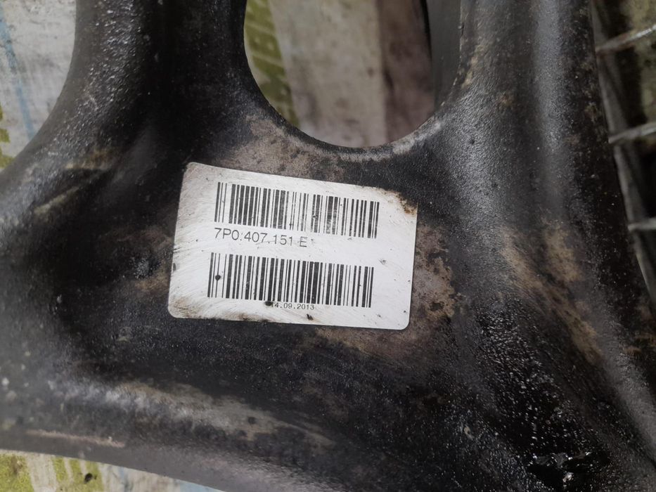 Brat suspensie stanga fata 7P0407151E 3.0 d CRCA Volkswagen VW Touare