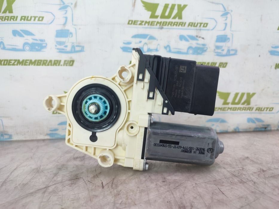 Motoras geam dreapta spate 1k0959704ag Volkswagen VW Golf 5 [2003 - 2