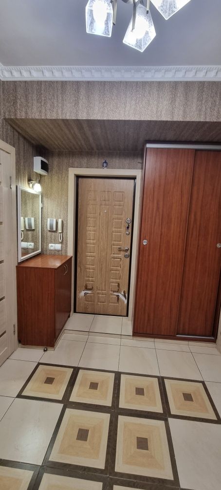Продам квартиру мкр.Сайран д.1