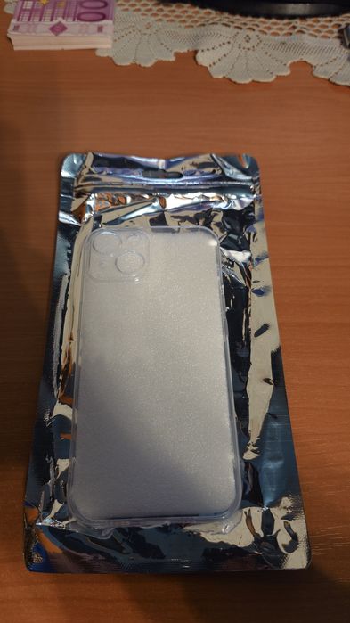 iPhone 13 Husă nouă