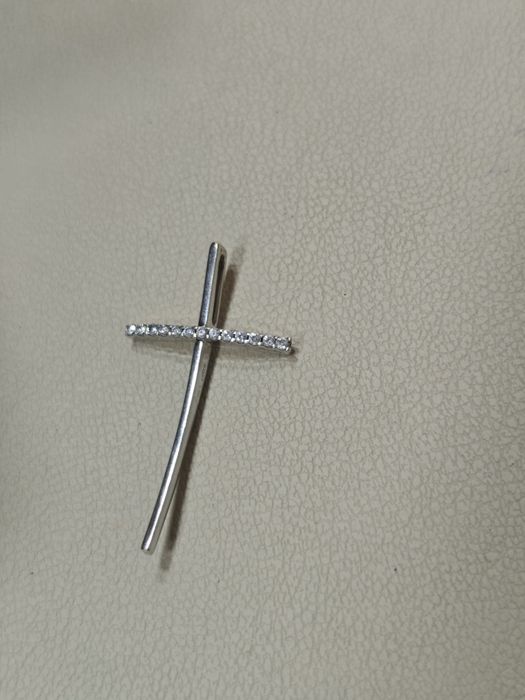 Cruce aur 18k 3.68gr (r)