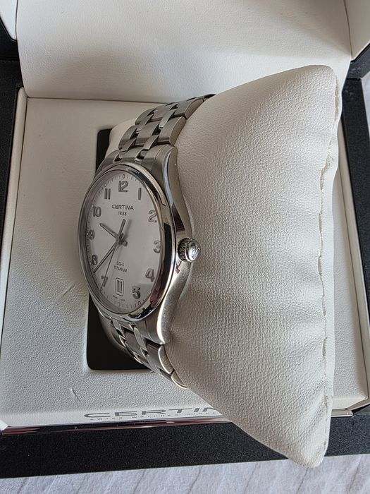 Ceas Certina din Titan model DS 4