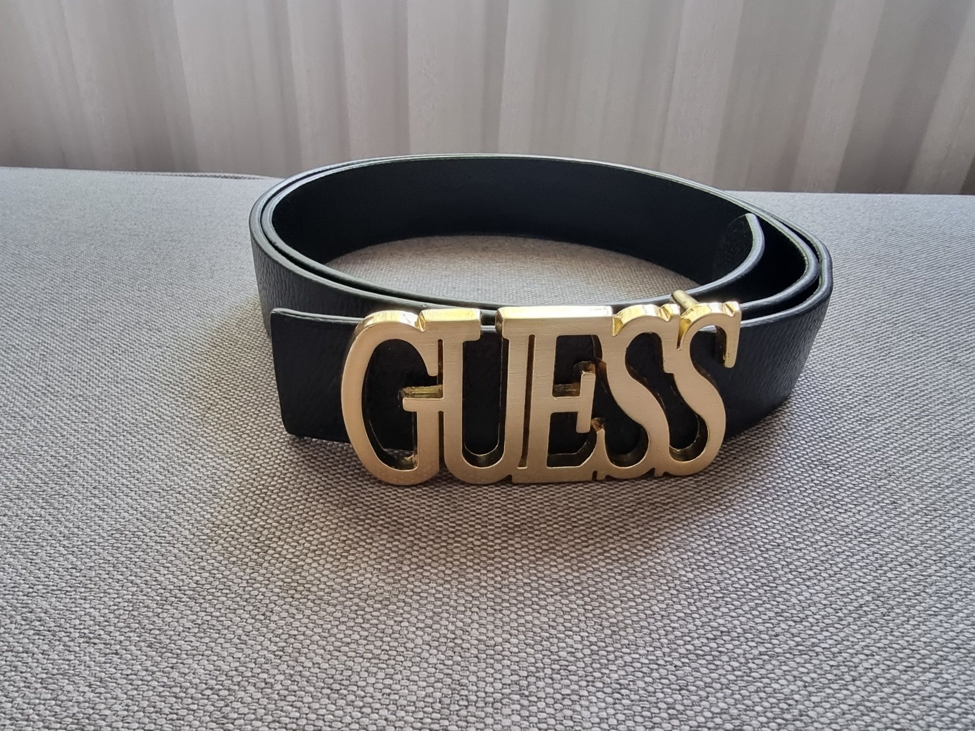 Curea guess 115 cm