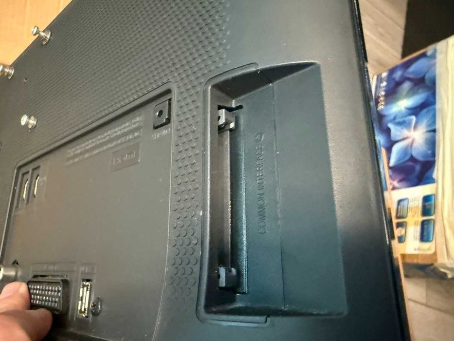 Samsung UE22D5003BW TV