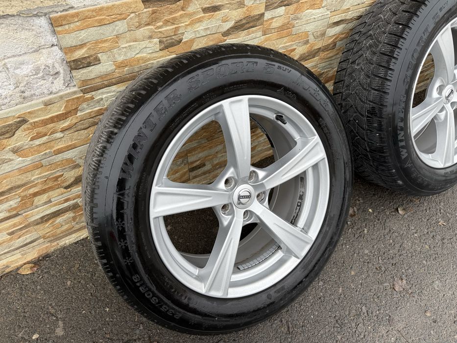 Jante aliaj VOLVO XC90 ORIGINALE+anvelope iarna DUNLOP 235/60 R18
