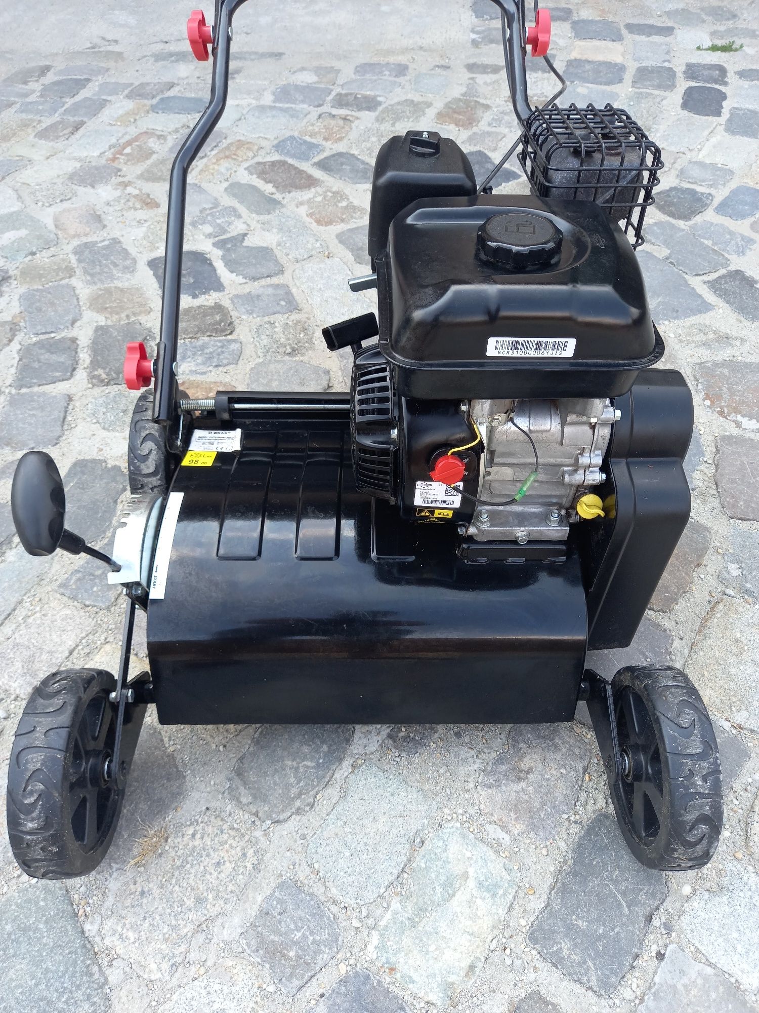 Scarificator gazon briggs&stratton