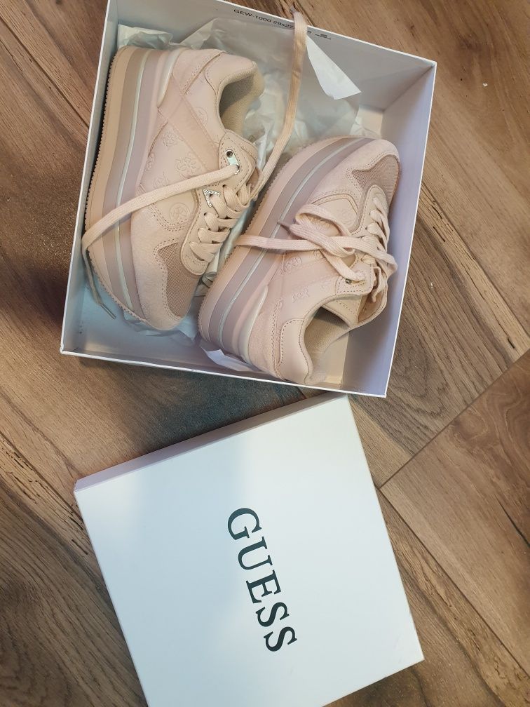 Sneakers Guess marimea 35 noi