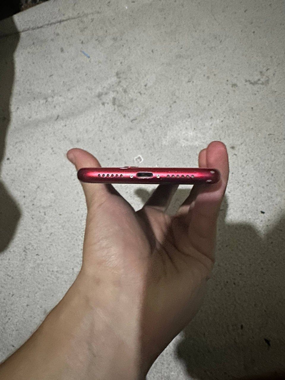 Iphone 11 red ideal