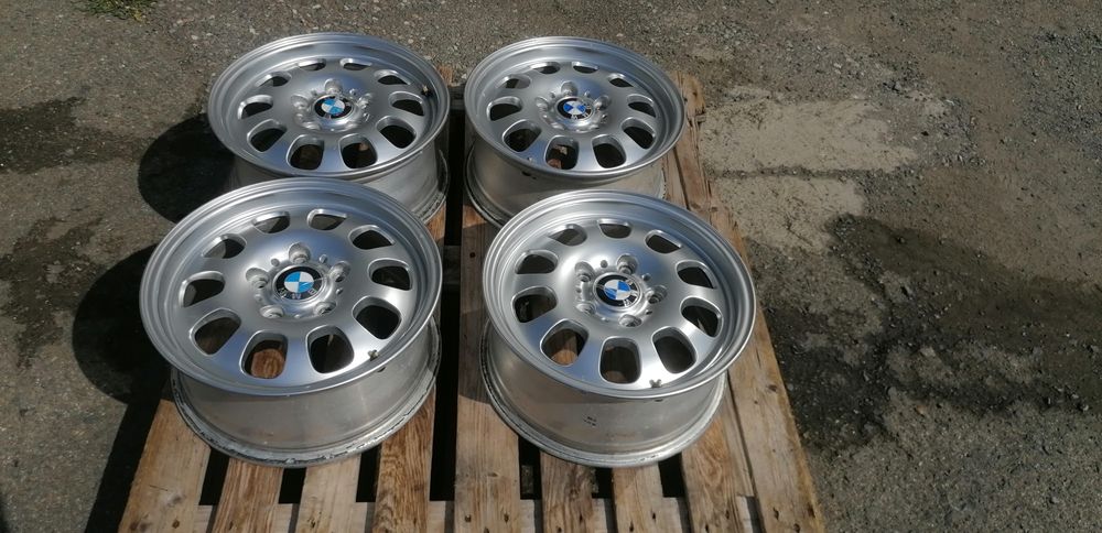 15 цола 5 х 120 мм БМВ Е46 - Оригинал - КАТО НОВИ !