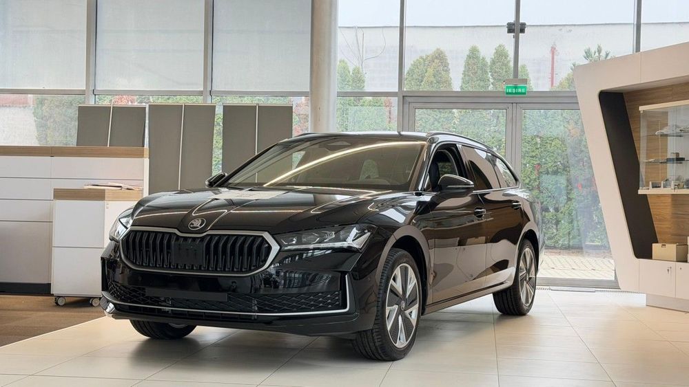 Skoda Superb Skoda Superb 2025 - via workleto.com