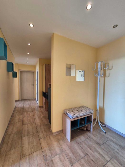 Продава се Тристаен апартамент в Русе, Център - 90 кв.м за 2212 €/кв.м - Снимка #11