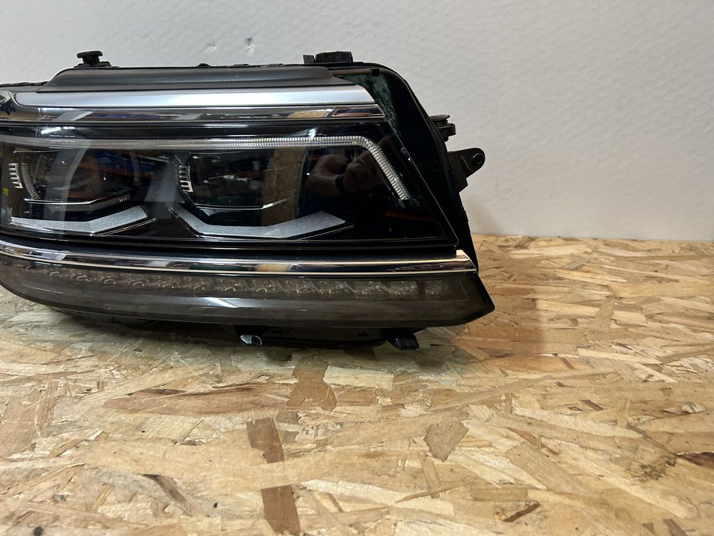 Far vw Tiguan full led 5NN 2016-2020 dreapta