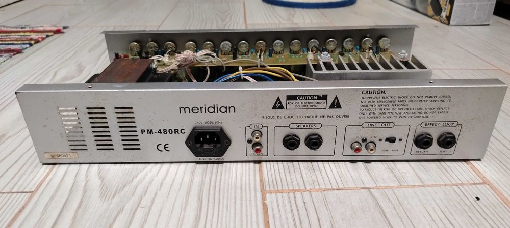 Amplificator mixer 2x100w