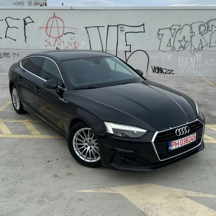 Audi~A5~Matrix~Distronic~Mild Hybrid~Virtual Cockpit~WAUZZZF58LA018276