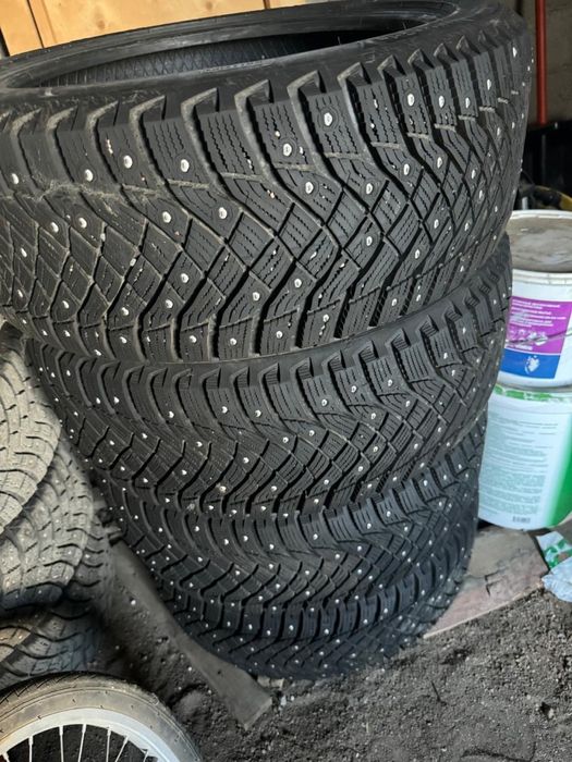 Резина зимняя в комплекте