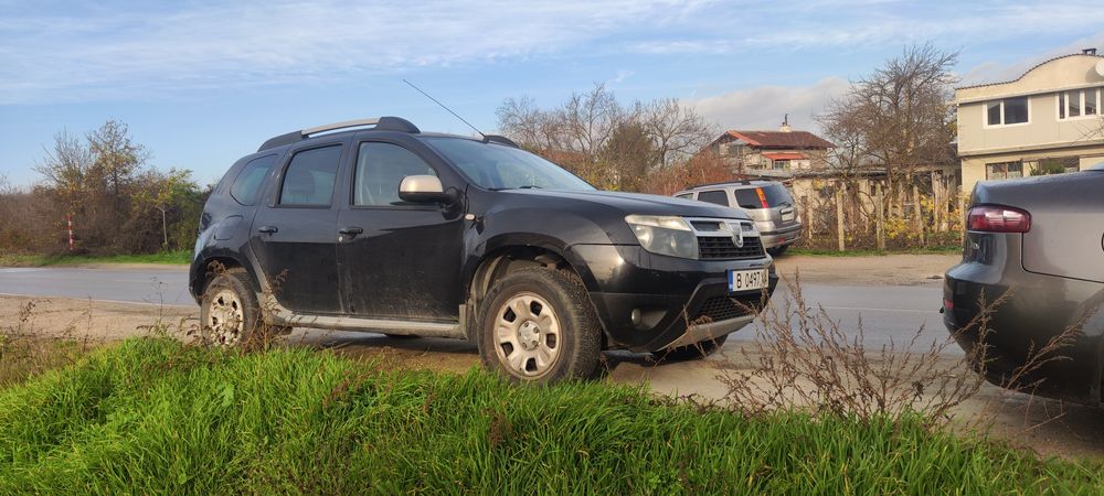 Продавам Дачия Дъстър  1.6 бензин/газ 4х4