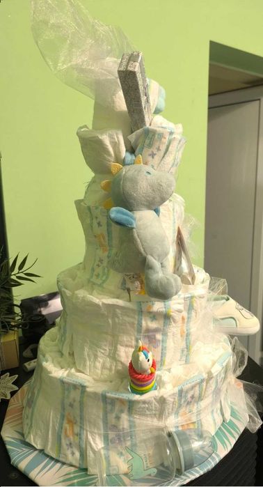 Изработка на торти от памперси