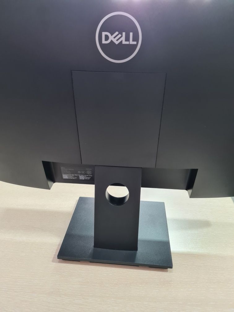 Монитор 21,5" Dell E2220H