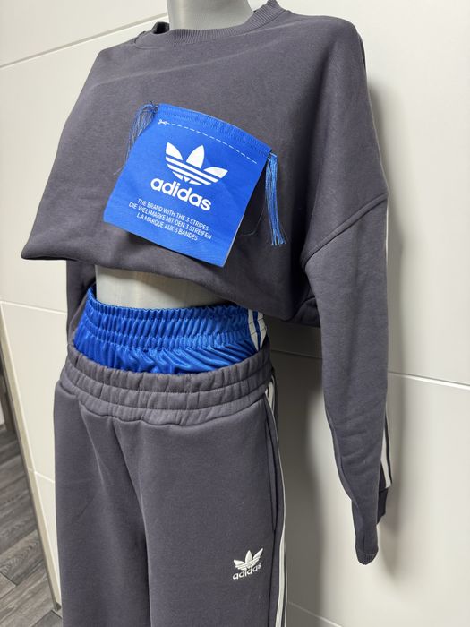 Compleu Adidas L Model Nou