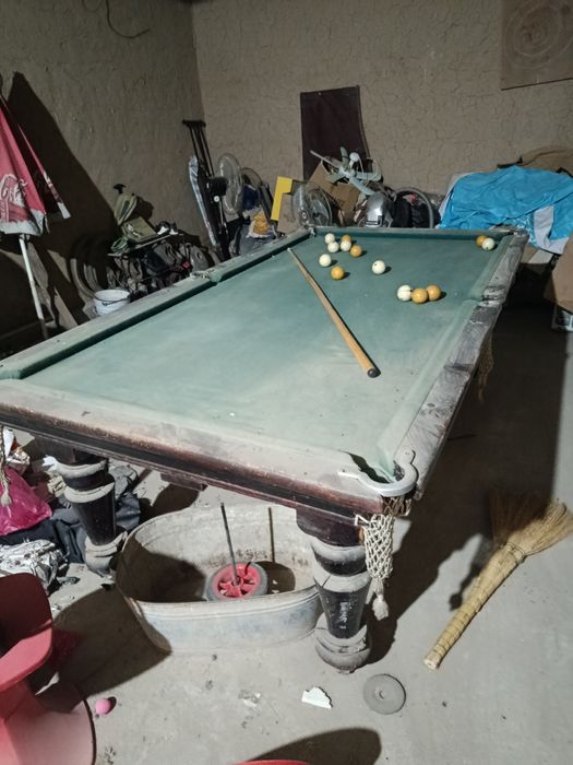 Bliardni stul sotiladi arzonga