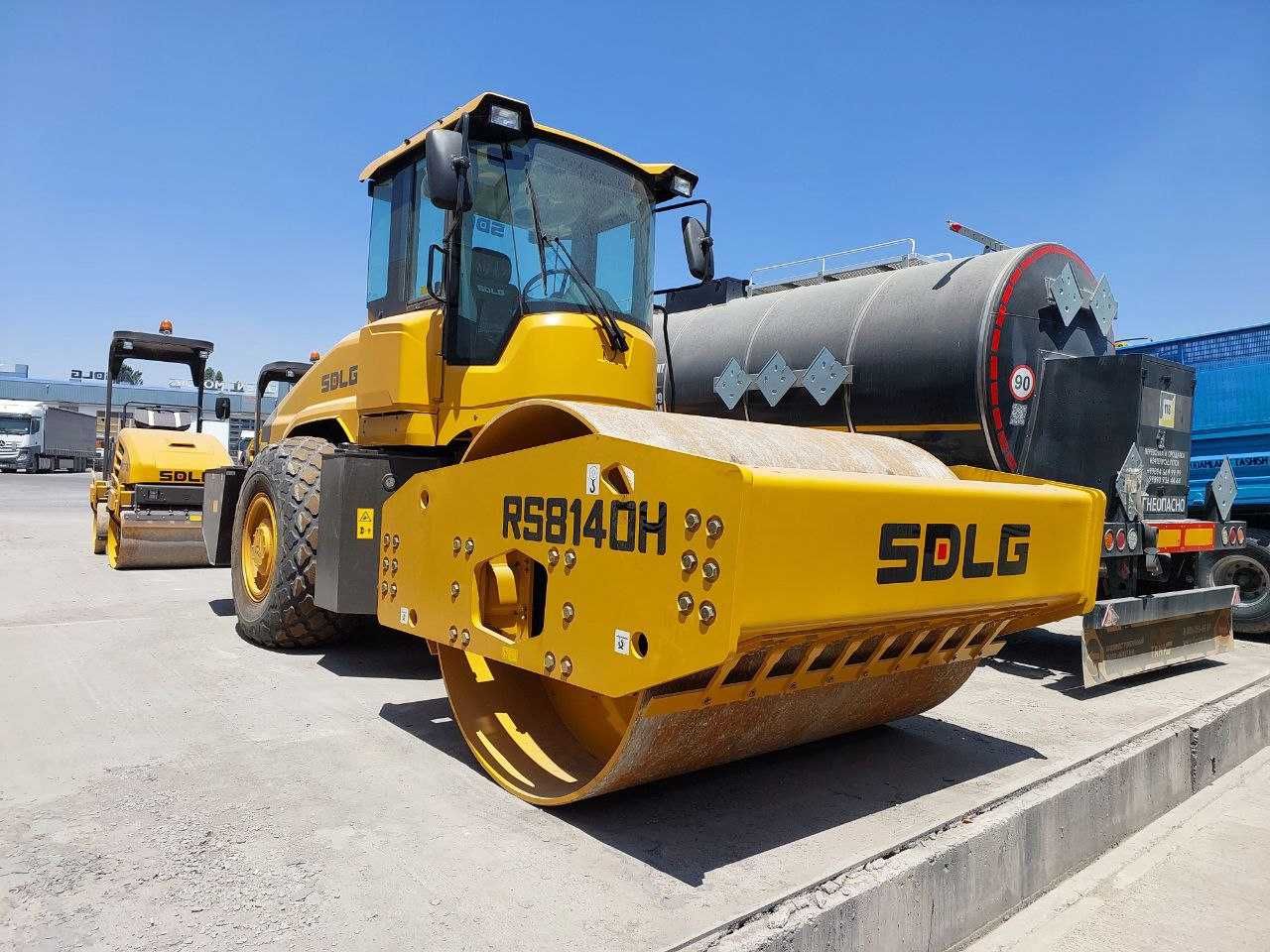 Одновальцовый каток SDLG RS8140H  - 14 т