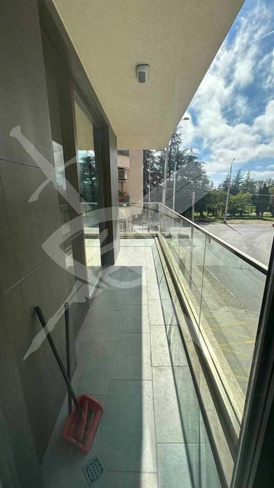 Дава се под наем Тристаен апартамент в Варна, Бриз - 125 кв.м за 1100 € - Снимка #5