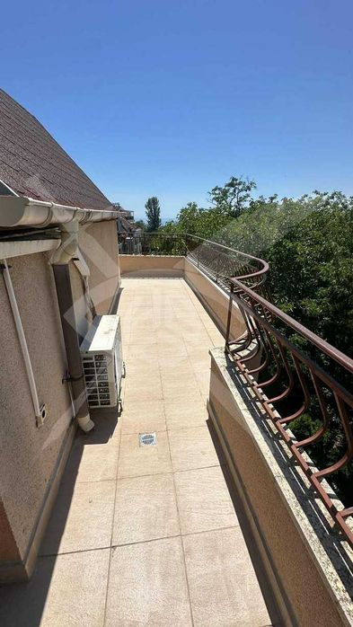 Дава се под наем Четиристаен апартамент в Варна, Бриз - 120 кв.м за 700 € - Снимка #6