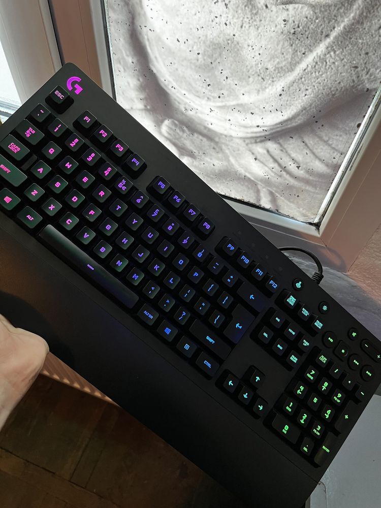 Vand tastatura Logitech G213 Prodigy