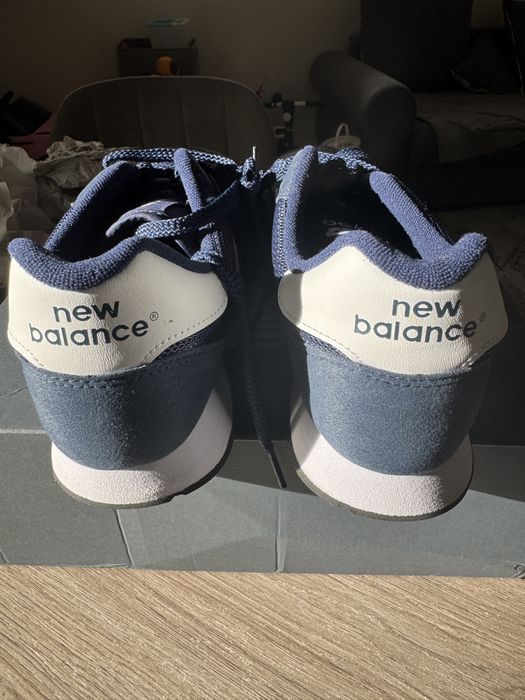 Adidasi New Balance barbati