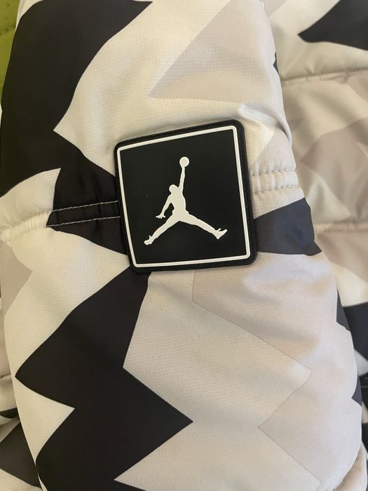 Детско зимно яке JORDAN