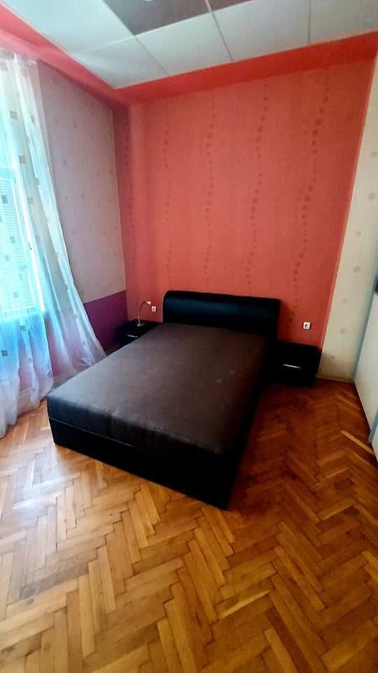 Дава се под наем Тристаен апартамент в Бургас, Център - 84 кв.м за 153 € - Снимка #4
