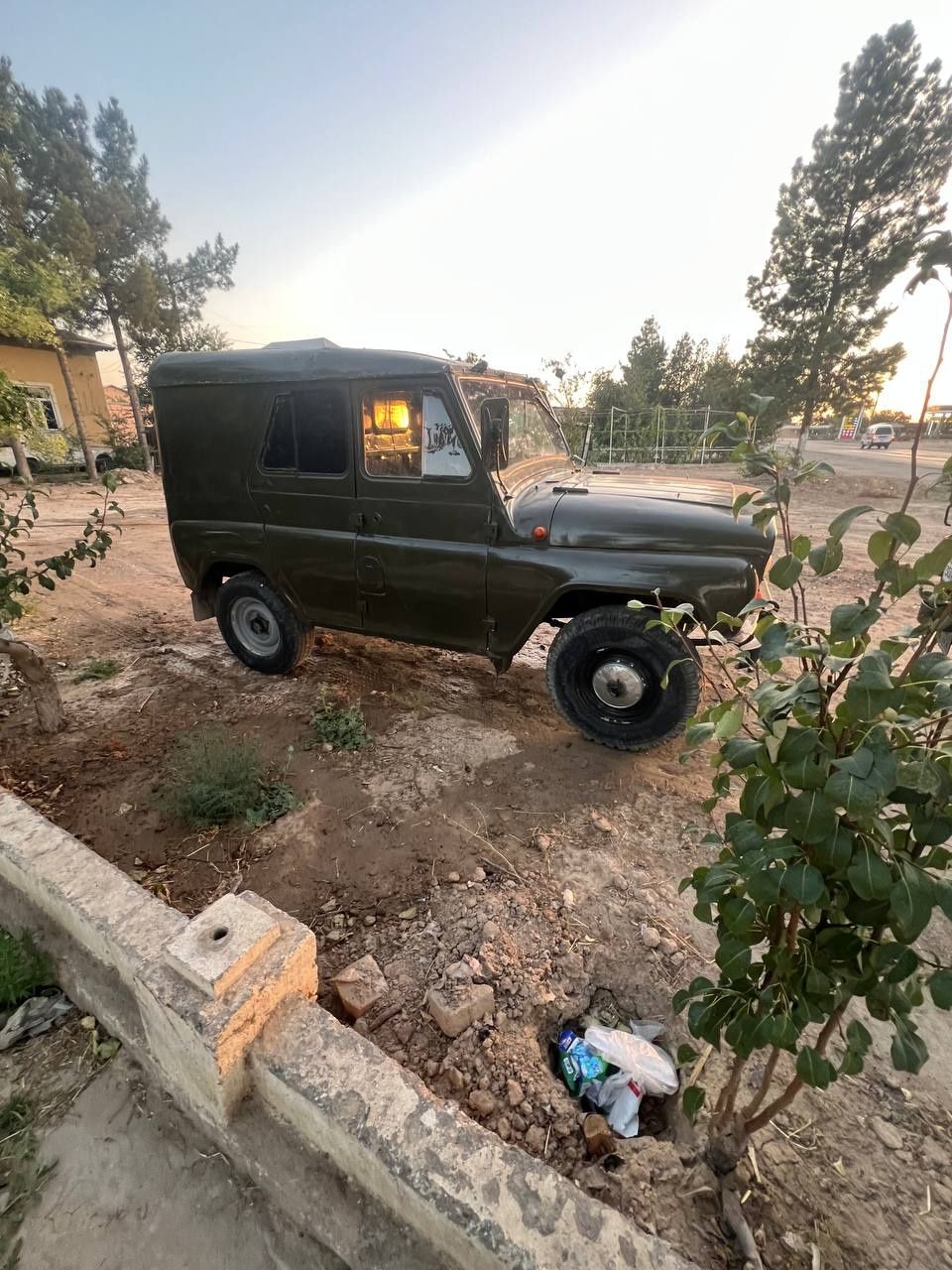 Uaz sotiladi antefirisda