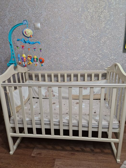 Срочно продам детский манеж