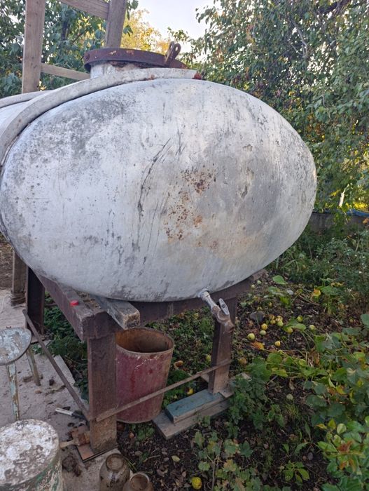 Продам алюминиевый баки