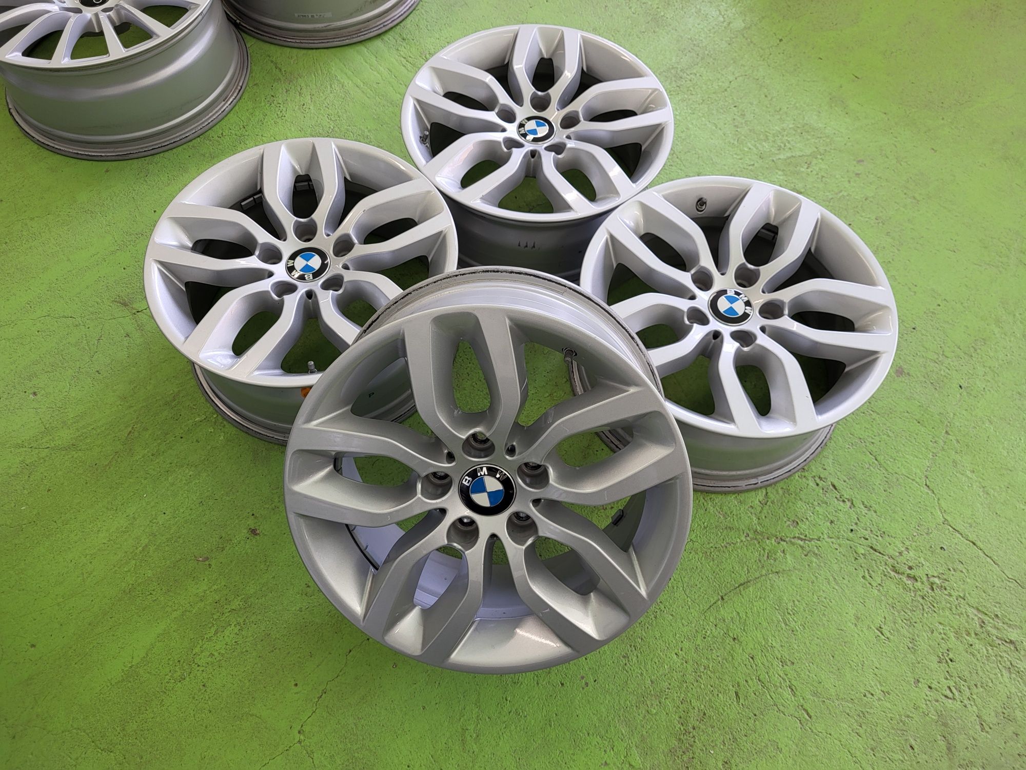 17 5x120 Bmw X3 F25 X4 лети джанти 5х120 бмв х3 датчици