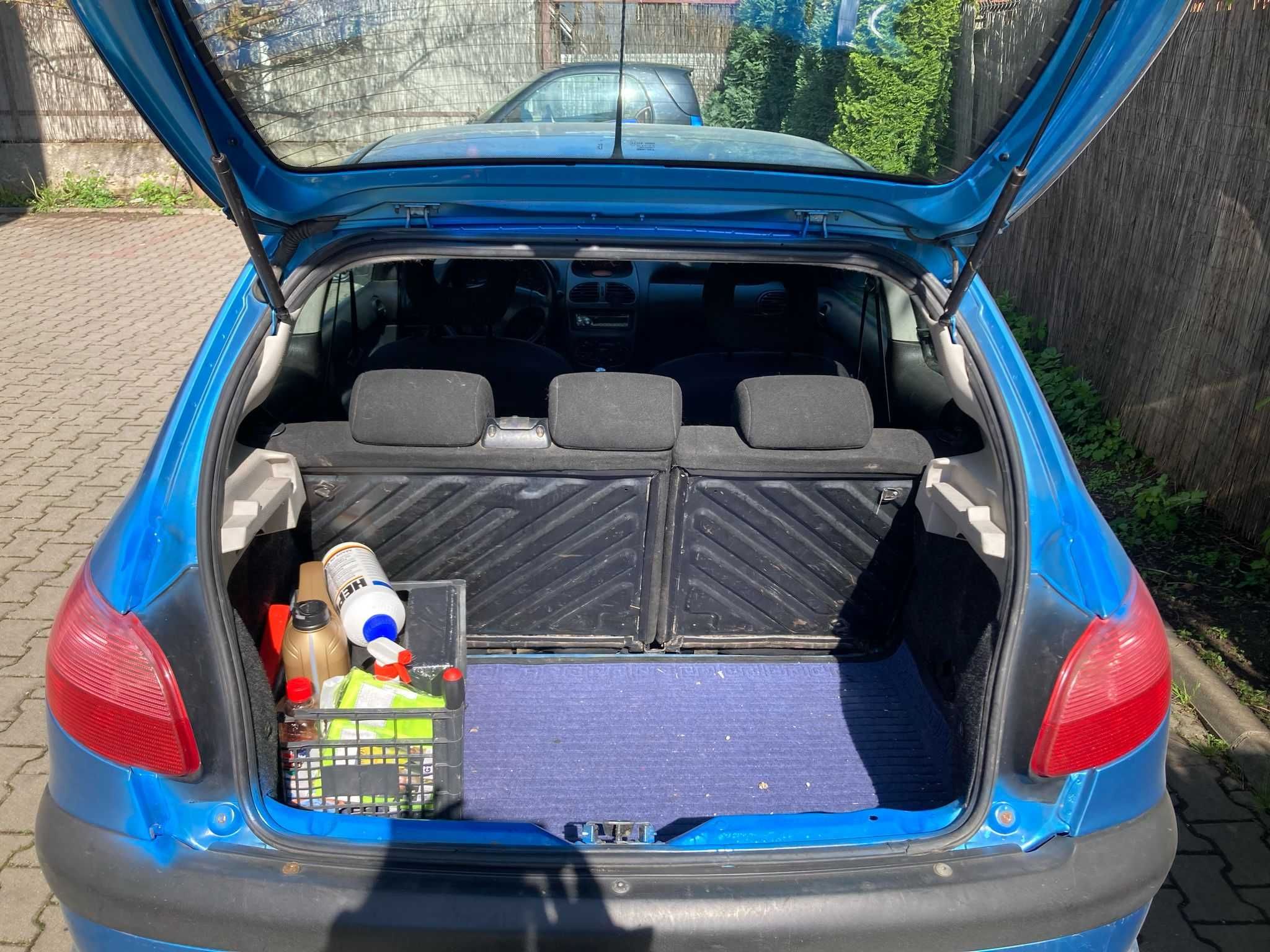 Peugeot 206 benzina 1.6 109 CP, an 2002