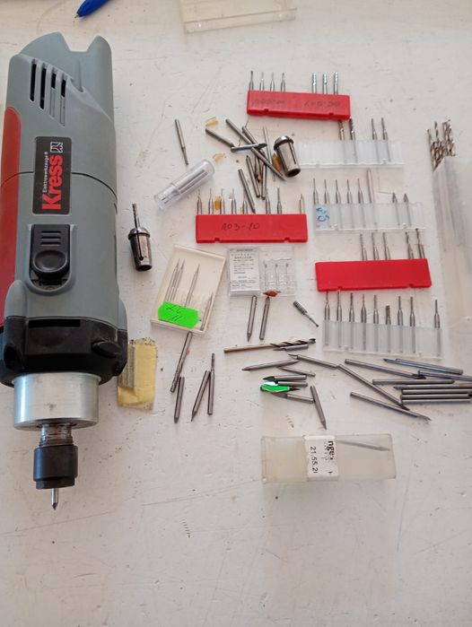 Set complet utilaje tâmplărie: CNC, abric, mașină cant, exhaustor