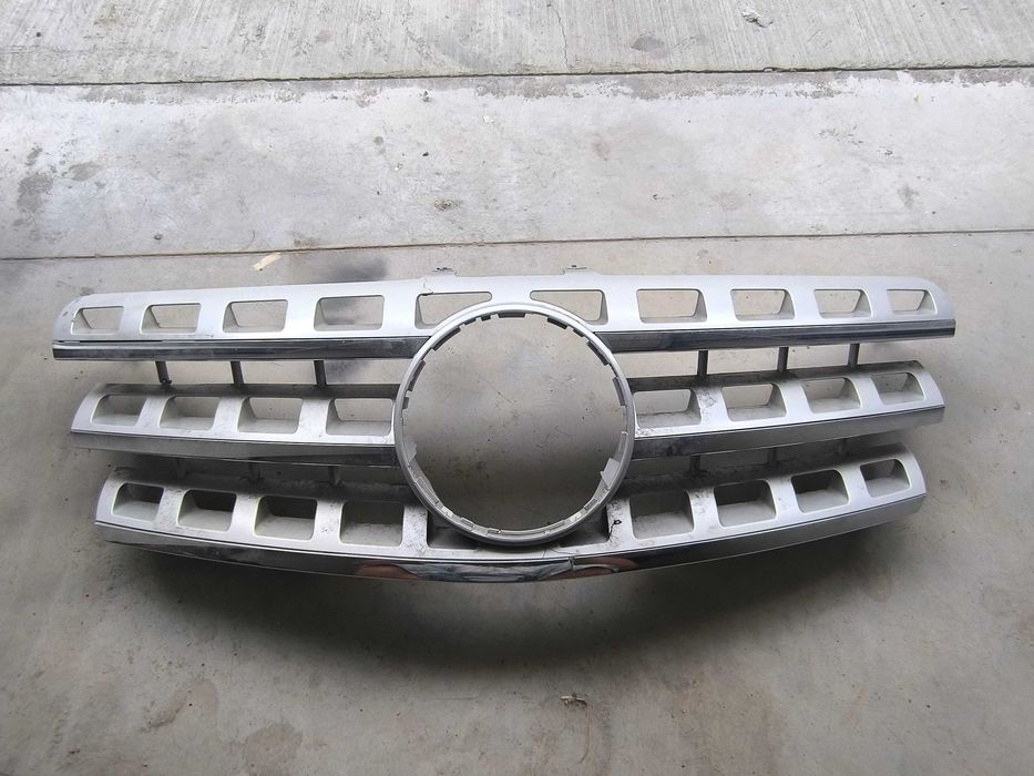 Решетка за мерцедес ML 164 /mercedes W164 фейслифт след 2008г.