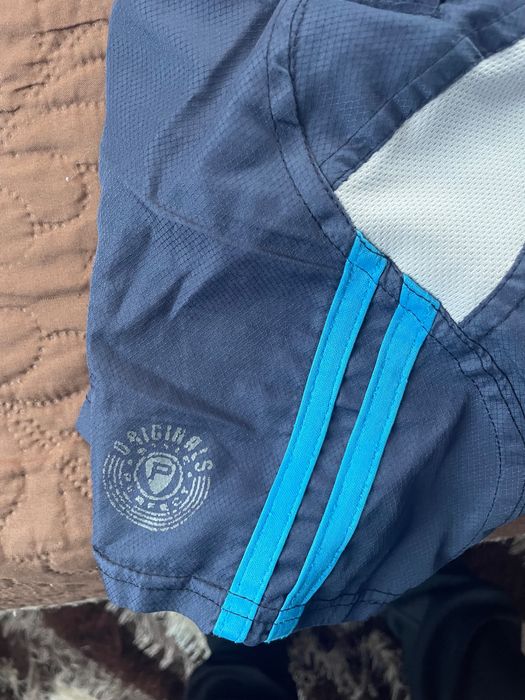 Къси гащета с джобове и мрежеста подплата