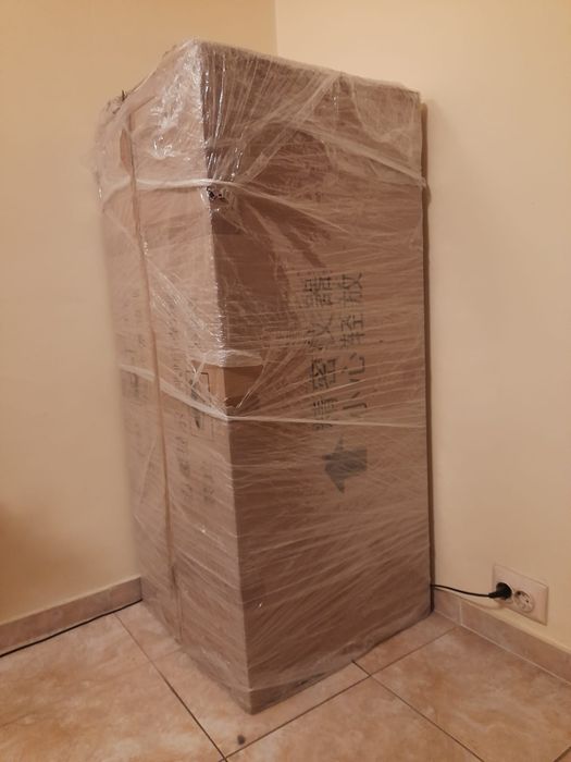 Nouă! Sigilată! Combina Hidrafacial 11 in 1